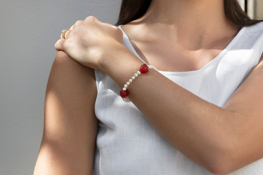 THE STRAWBERRIES AND CREAM (bracelet)